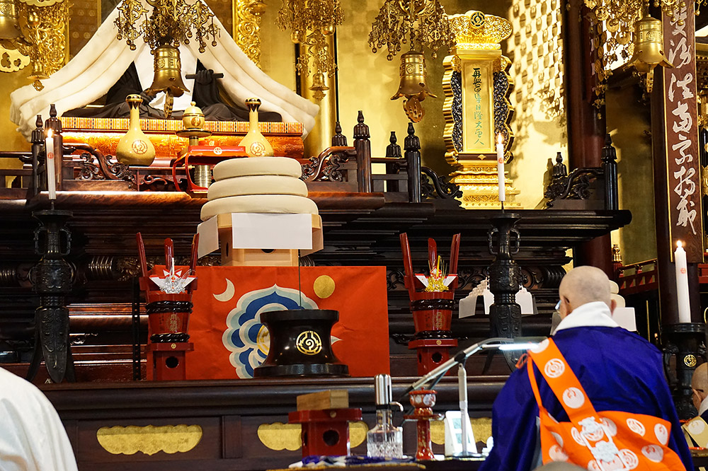 Gantan-e—The Buddhist service held on New Year’s Day