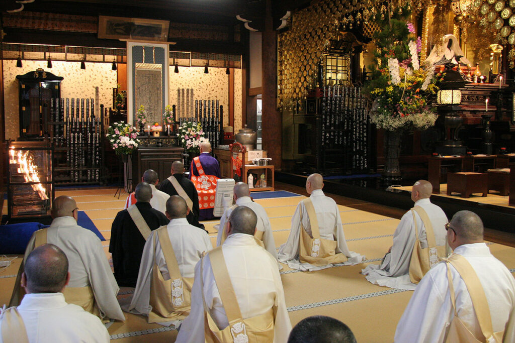 Kaiko-kinen Soko—Buddhist service commemorating the foundation of HBS